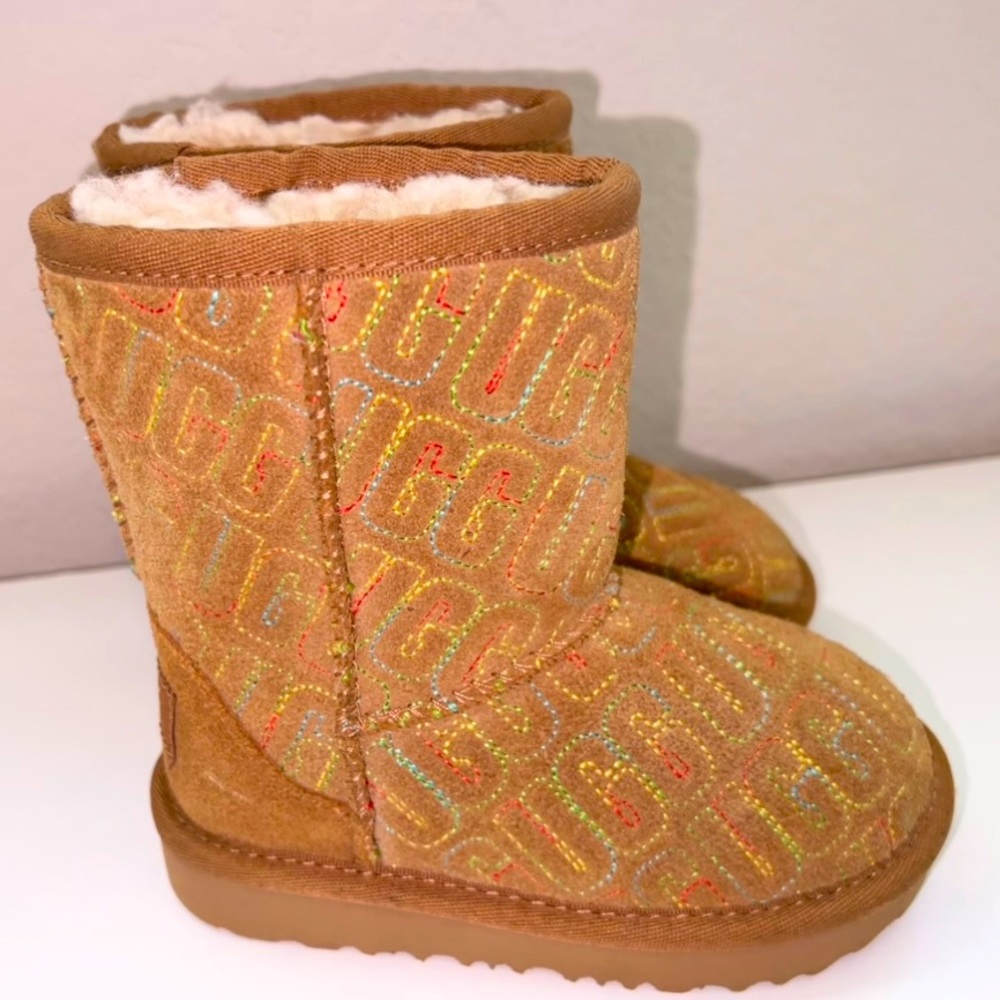 Toddler Ugg Boots | Camel with Rainbow Stitching | Size 8 | Little Girl’s Uggs